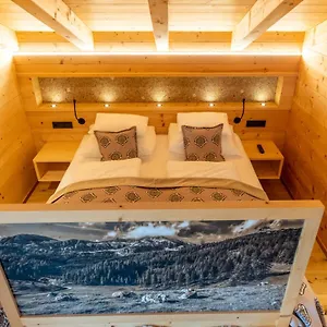 Madlhof Aparthotel